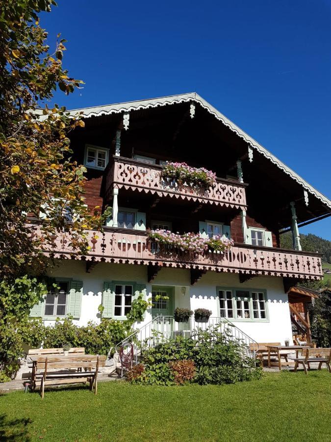 Villa Zeppelin - App Bergkristall Bramberg am Wildkogel Kültér fotó